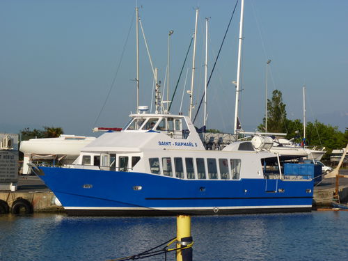 Passenger boat - SAINT-RAPHAEL 5  - MARTINEZ CONSTRUCTIONS NAVALES - inboard / diesel / polyester