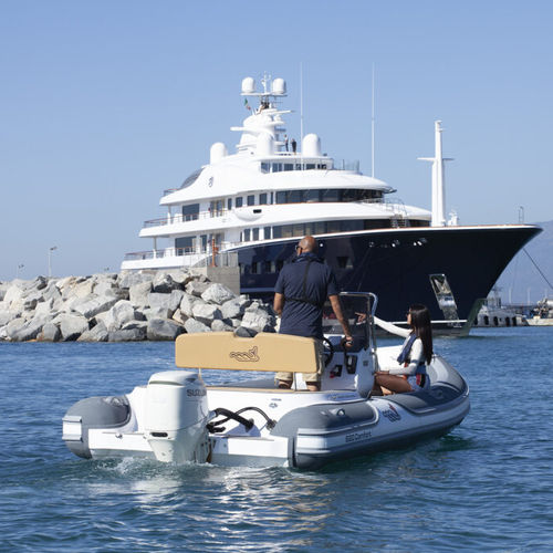 Outboard inflatable boat - MV 620 - MVMARINE SRL  - rigid / open / side console