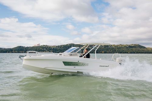 Outboard center console boat - AX/E 25 - Axopar Boats Oy - electric / high-performance / coastal cruising
