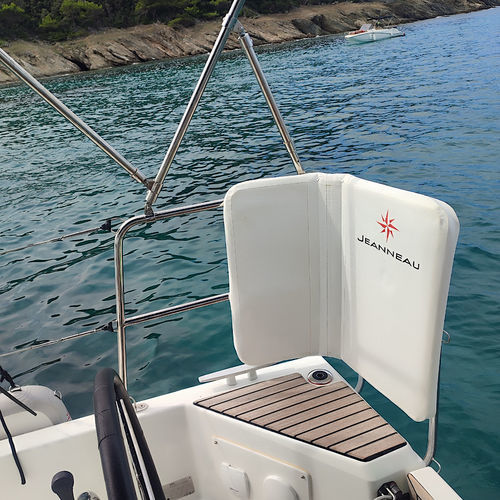 Boat seat with backrest - TIKI FACTORY