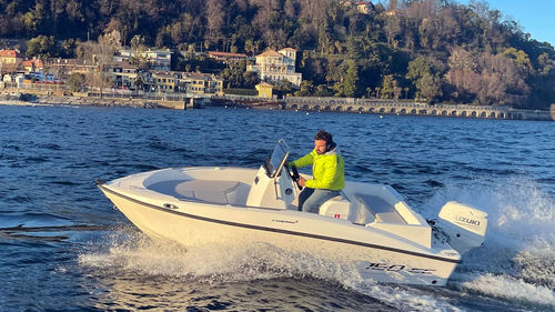 Outboard center console boat - 150cc - Compass Boats - sport / 5-person max. / sundeck