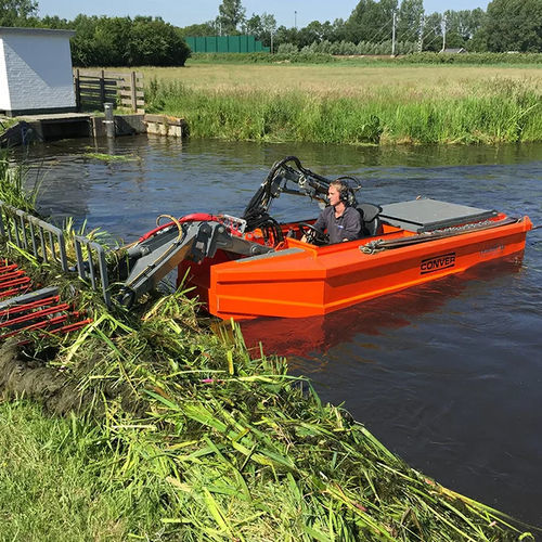 Mowing boat - C455 - Conver - diesel
