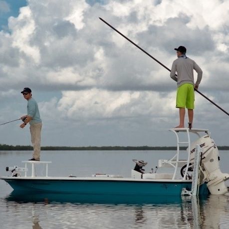 Outboard flats boat - Strike - Beavertail Skiffs - center console / open / sport-fishing