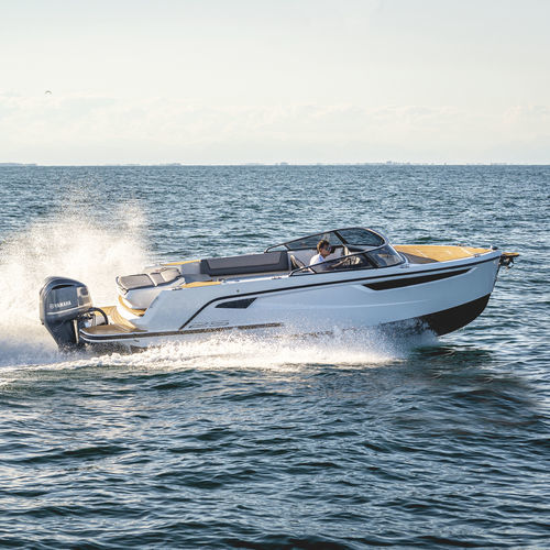 Outboard cabin cruiser - 25 CABIN EVO - ALFASTREET YACHTS - diesel / gasoline / planing hull