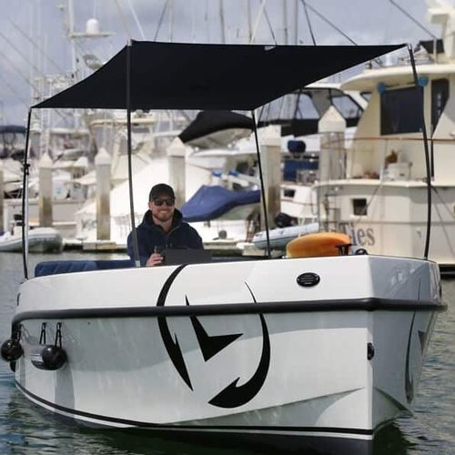 Electric center console boat - VOLT 180 - Vision Marine Technologies - outboard / recreational / cruising