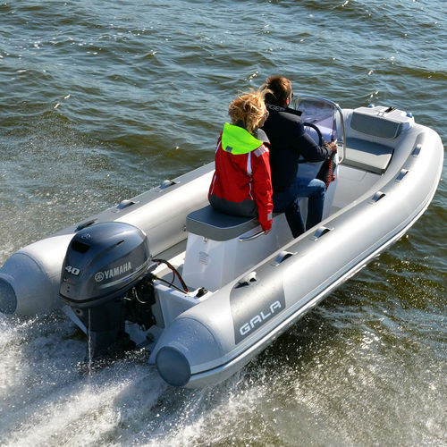 Outboard inflatable boat - A330S - GALA MARINE INTERNATIONAL In - rigid / with jockey console / sport