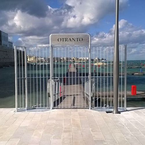Dock gate - PORTALE DI ACCESSO - Nuova Metalmeccanica srl - marine division
