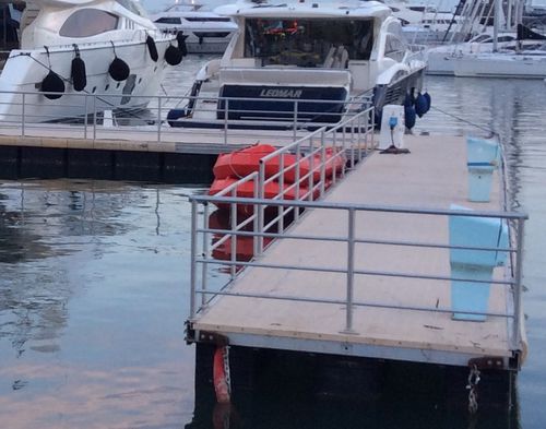 Floating pontoon - UHP - modular / foam-filled