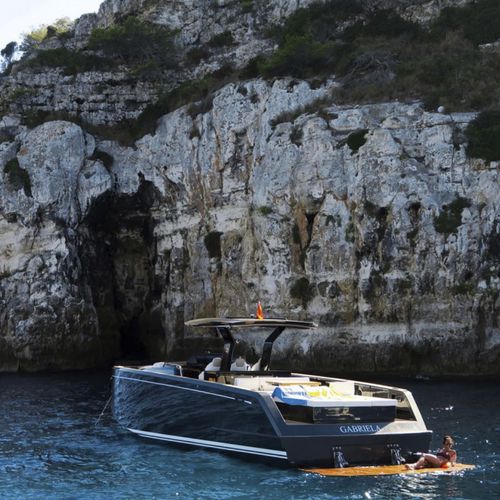 Inboard express cruiser - Pardo 43 - Pardo Yachts - twin-engine / open / center console