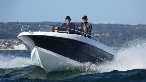 Outboard day cruiser - 530 - Atlantic Marine - planing hull / open / sport