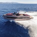inboard express cruiser
