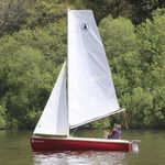 single-handed sailing dinghy