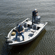 outboard bay boat / open / side console / sport-fishing