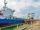 terminal assisted docking system / for ships