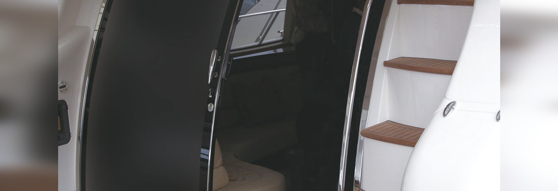 NEW: boat door by Opacmare