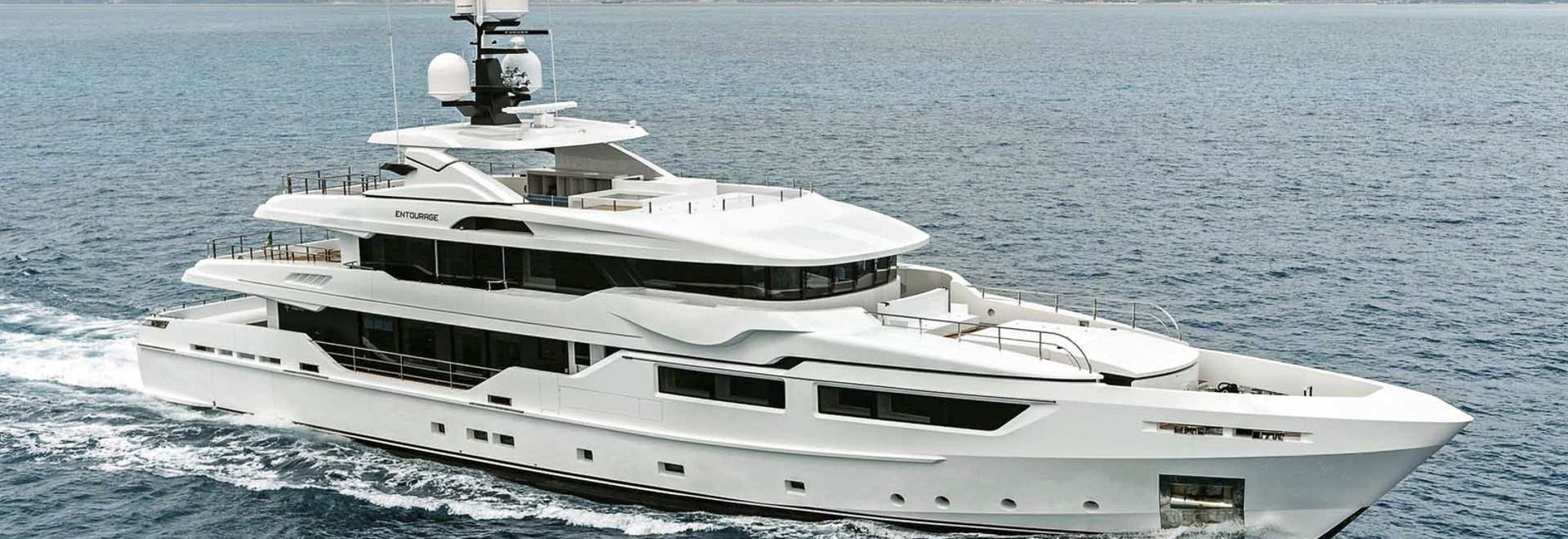 NEW: mega-yacht by Admiral yachts