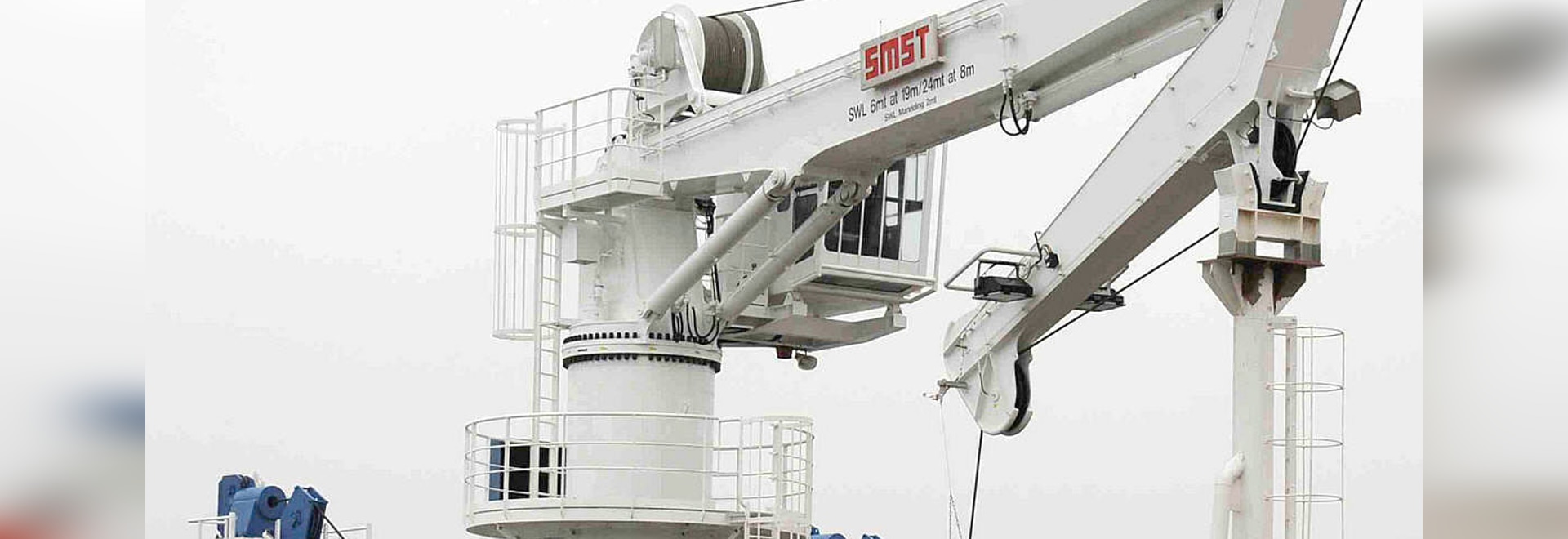 SMST Offshore Cranes SMST Designers & Constructors BV