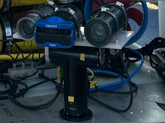 Focusing on Every Angle: The ROV Underwater Pan and Tilt Positioner