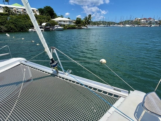 Catamaran nets, professional ranges and leisure ranges: what are the differences?