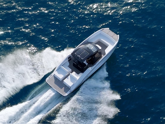 Aurea 30 Power Catamaran
