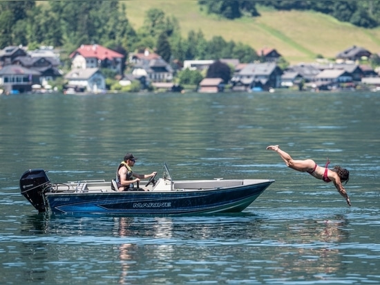 New facelift 2024 - Marine 450 Family