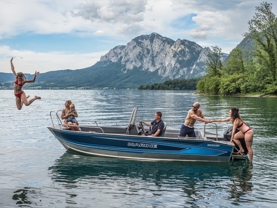 New Facelift 2024 - Marine 550 Family