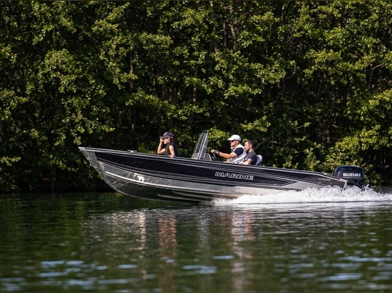 Fishing season with Marine boats isn't over yet!