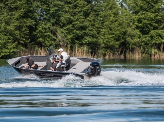Fishing season with Marine boats isn't over yet!
