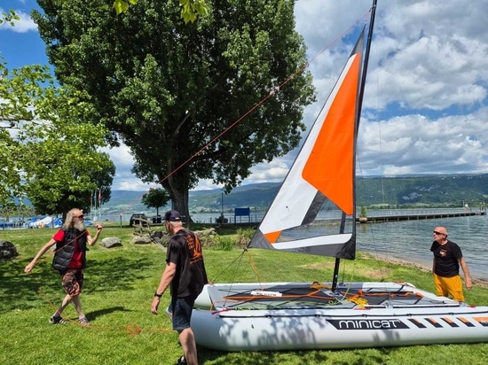 MiniCat 520 Explorer