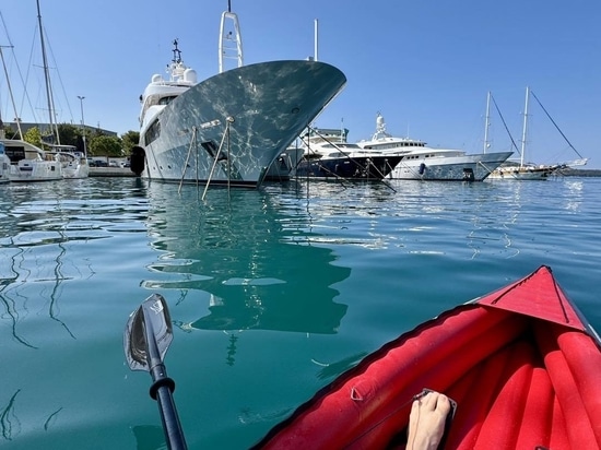 Paddle vibes with a touch of history!