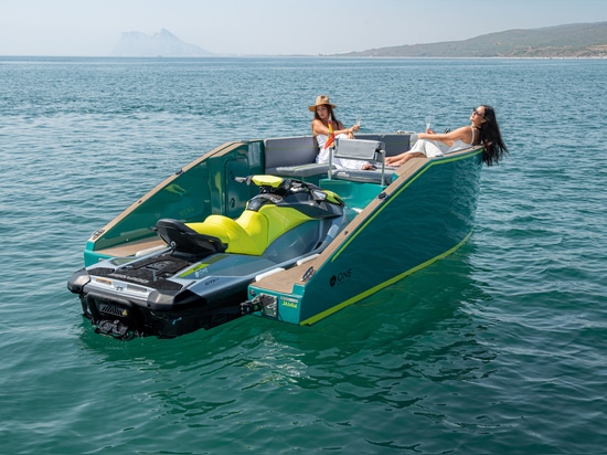 One Water Toys participates in the Valencia Boat Show 2025