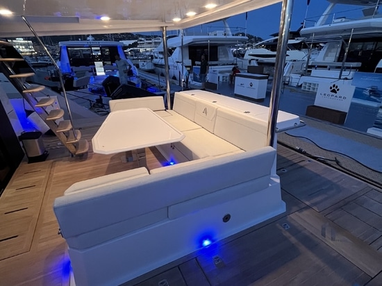 U.S. Premiere – Aventura 38 Fly