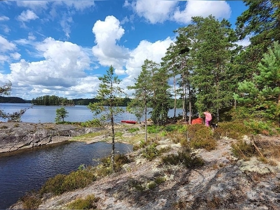 Multi-day adventure on Sweden's Lake STORA LE