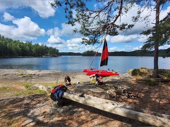 Multi-day adventure on Sweden's Lake STORA LE