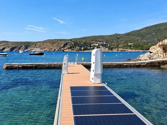 Solar energy, energy autonomy and smart management on the Cadaqués pontoon