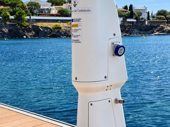 Solar energy, energy autonomy and smart management on the Cadaqués pontoon
