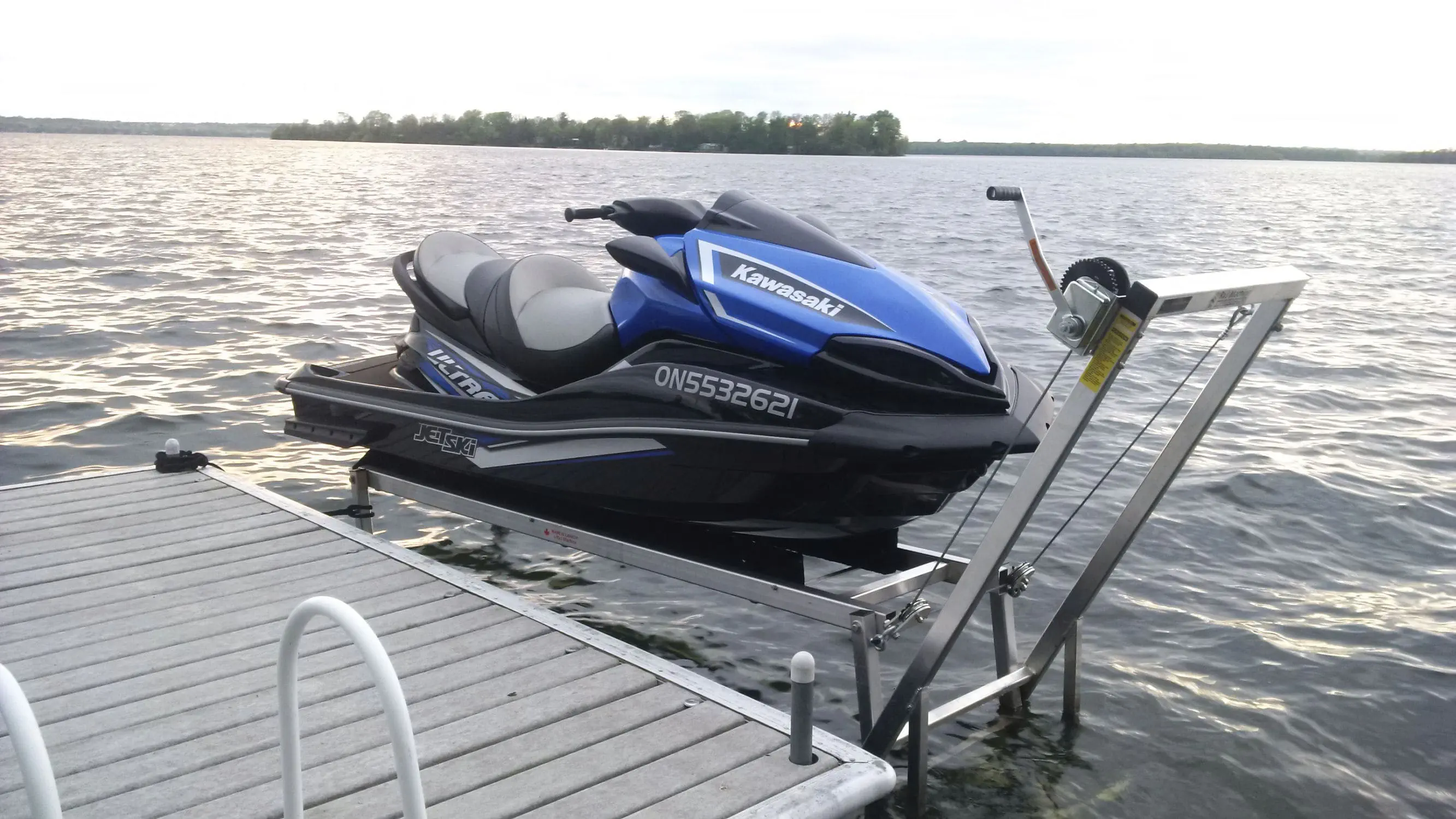 ジェットスキー用エレベーター - Personal Watercraft - R & J Machine