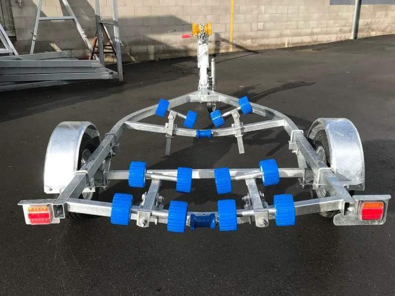 ルートトレーラー AX390R Aakron Xpress Ltd ボート用 / ローラー