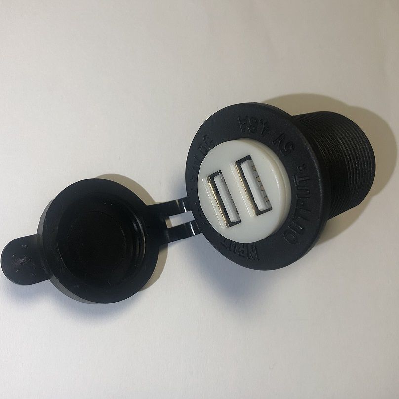 防水・防塵性能USBポート 4.8V dual USB charger 1 boat moorings Co., Ltd. ボート用