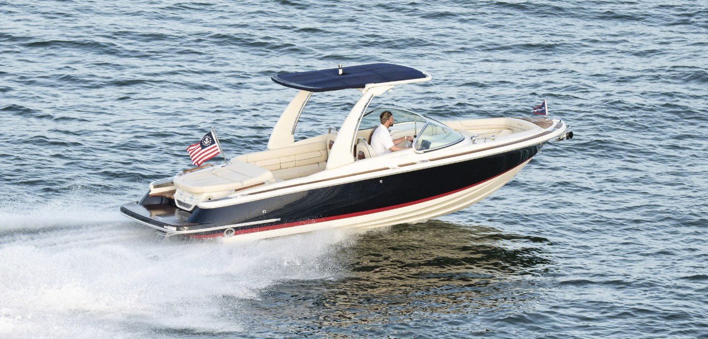 船外機ランナバウトボート LAUNCH 25 GT Chris Craft 船尾駆動 / デュアルコンソール / バウライダー