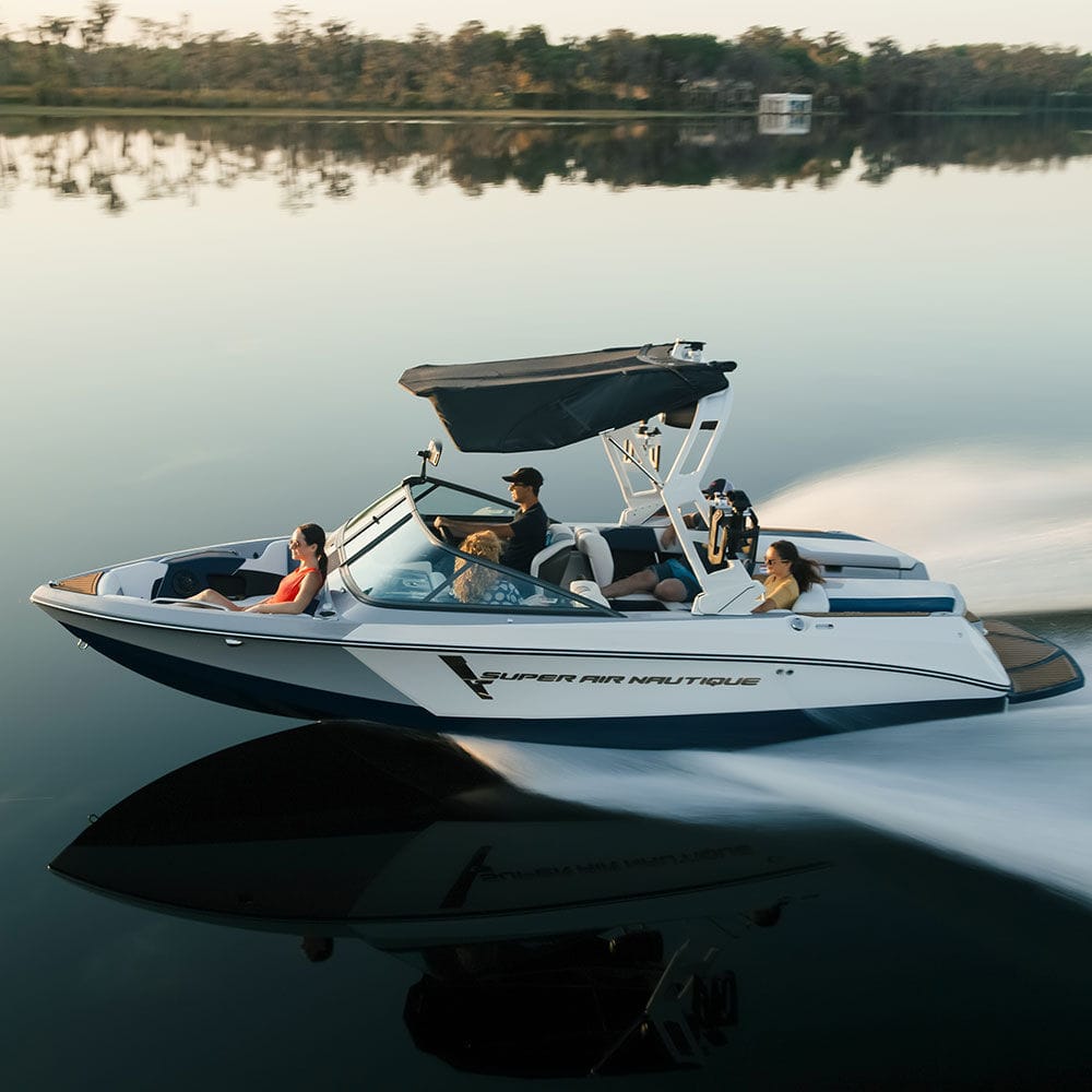 SPORT NAUTIQUE ウェイク船　トレーラー付き ウェイクサーフランナバウトボート - SUPER AIR 210 - Nautique