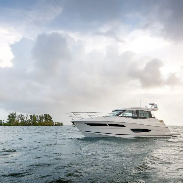 shipsrsx クルーザー&ホークス 船内機エクスプレスクルーザー - 38 Grande Coupe - Regal