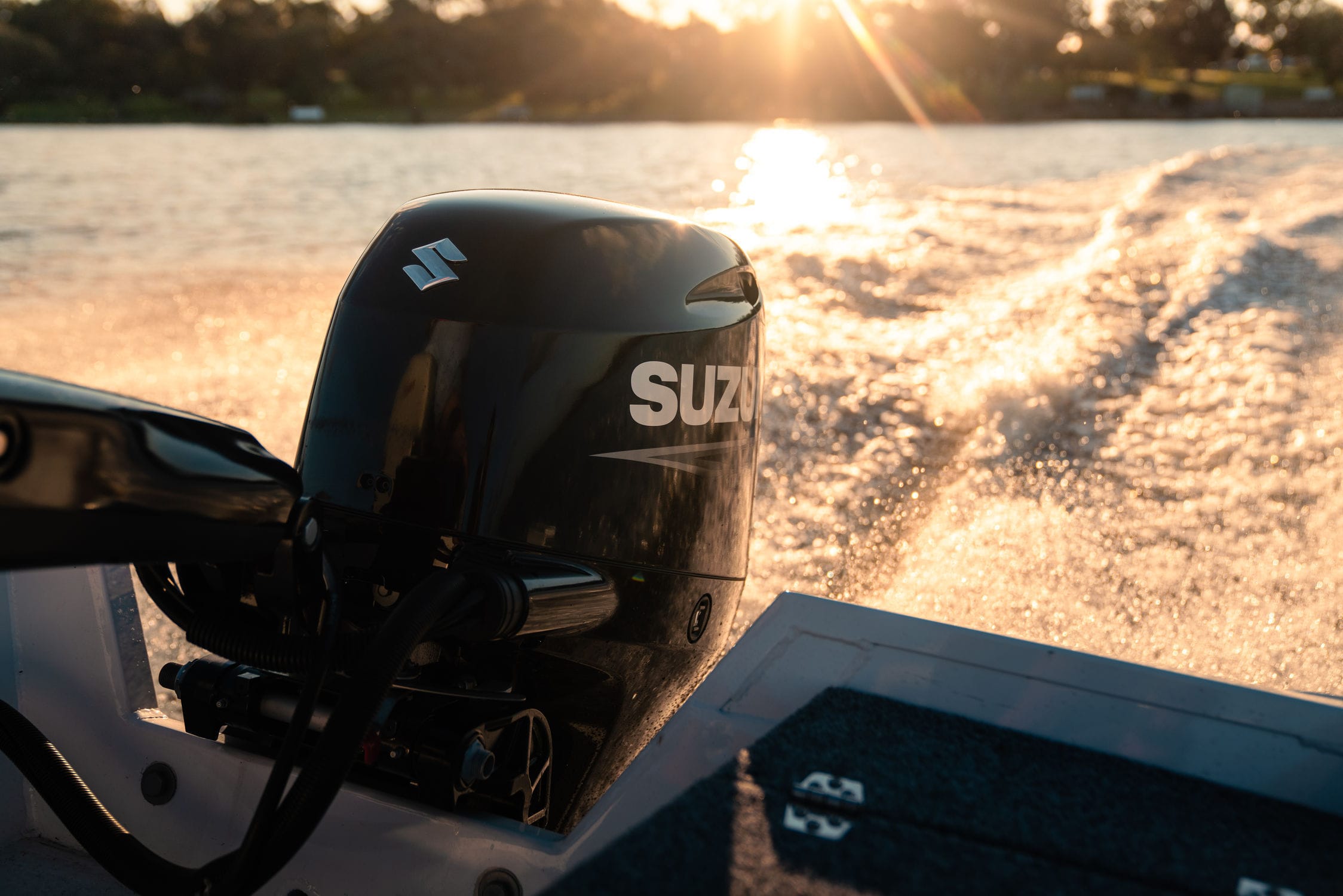 船外機SUZUKI  40馬力 船外機 - DF40A - Suzuki Marine - ガソリン / クルージング用 / 4