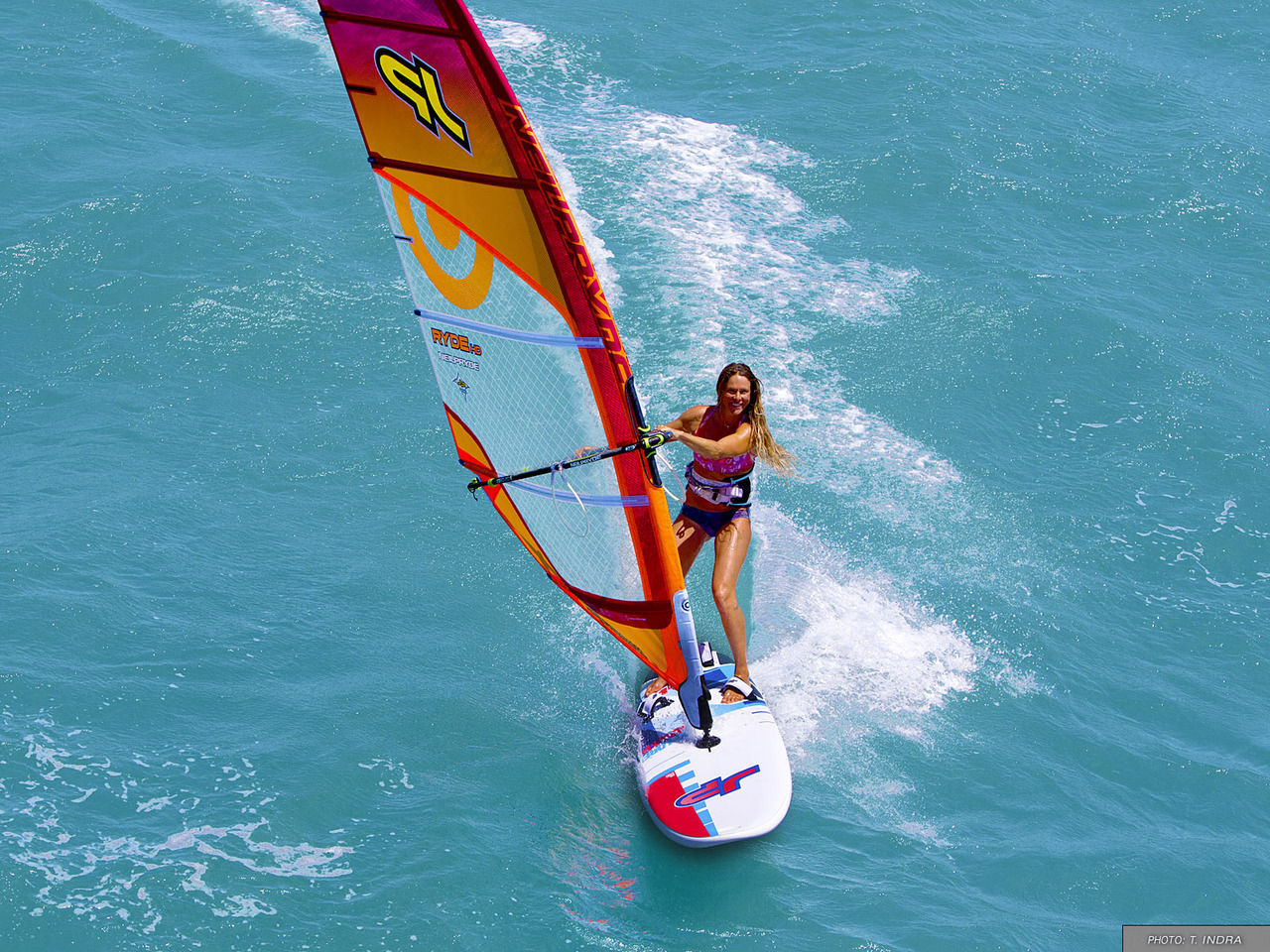 初心者用ウインドサーフィンボード - EXPLORER & EXPLORAIR - JP