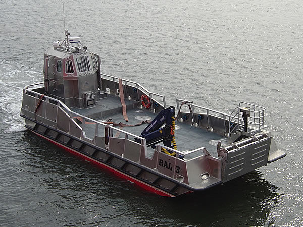 d411006インサイドスルー船アラミカ3.9m30号｜アウトドア・釣り・旅行用品