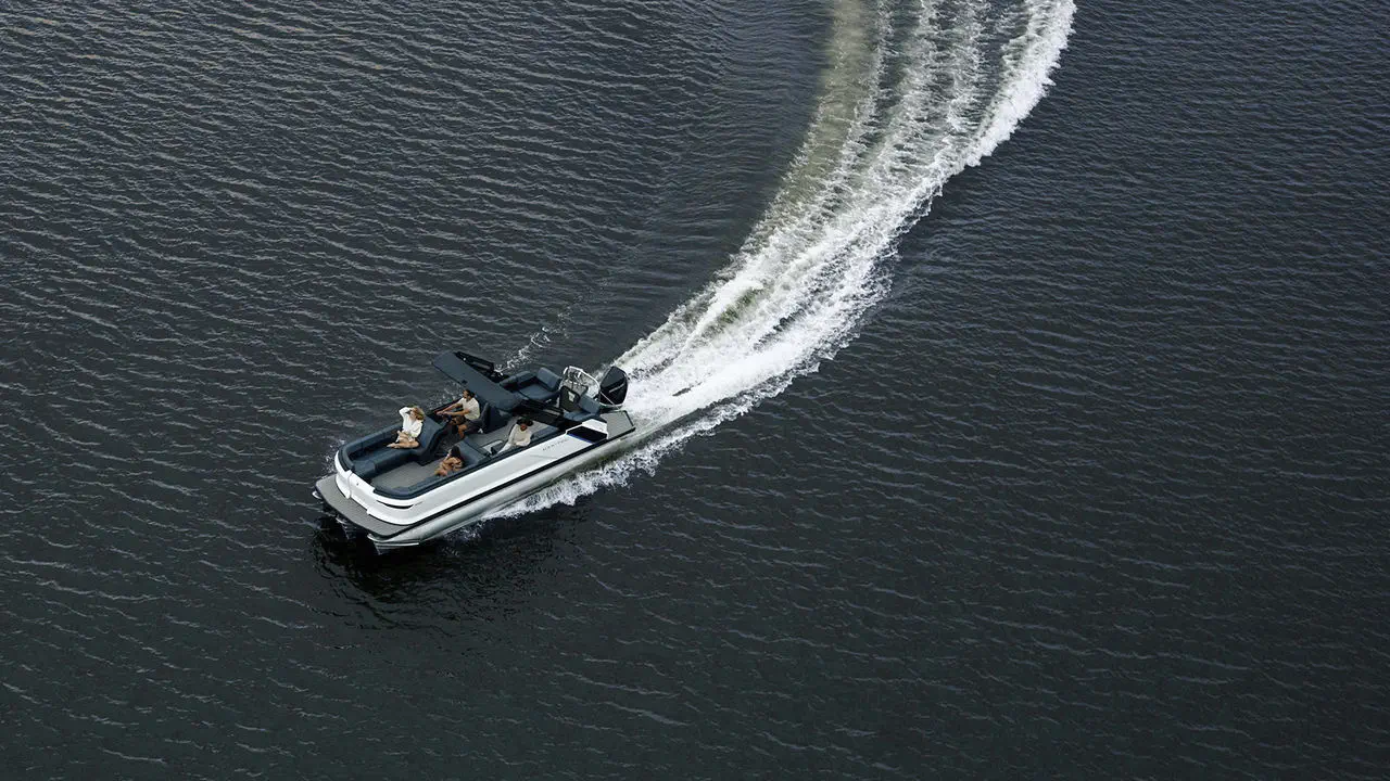 マリーナ　船　ベル マリーナ 船 ベル ボート展示場：高石マリーナ | ボート、船舶