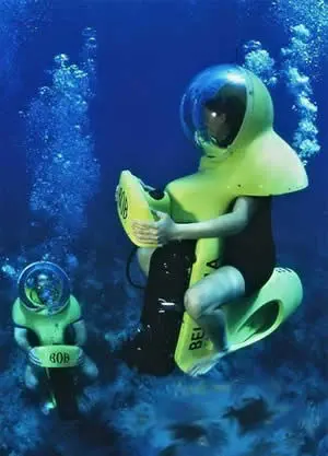 水中バイク 水中スクーター - UNDERWATER SCOOTER - Silvercrest Submarines
