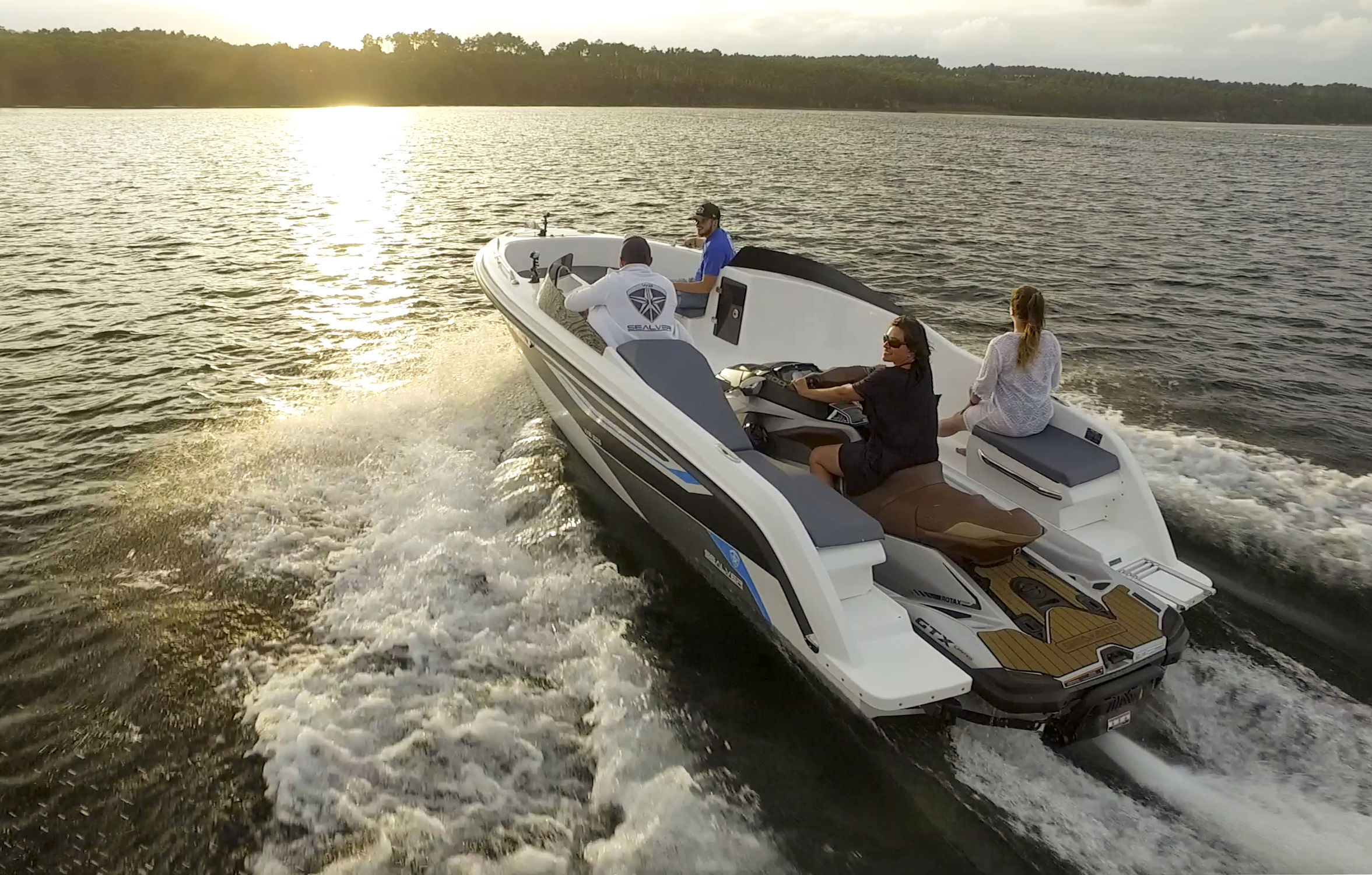 ジェットスキー推進センターコンソールボ－ト - WAVE BOAT 656