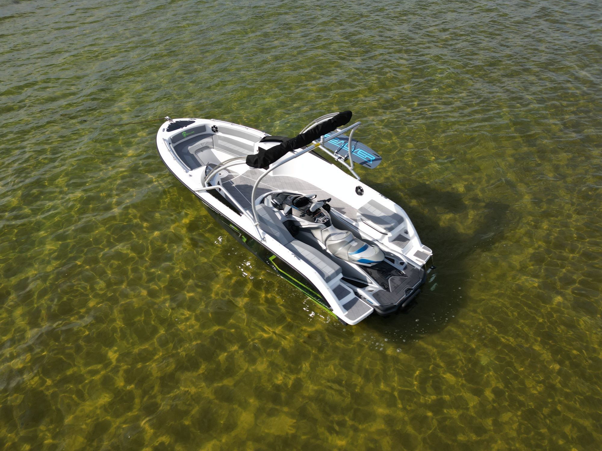 ジェットスキー推進センターコンソールボ－ト - WAVE BOAT 656