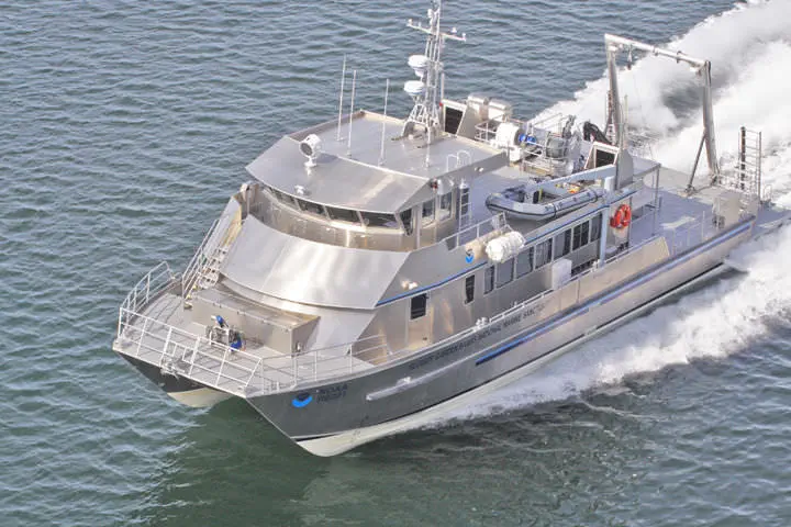 カタマラン海洋学調査船 - R/V Manta - All American Marine